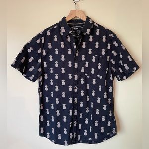 Cactus brand pineapple button down shirt